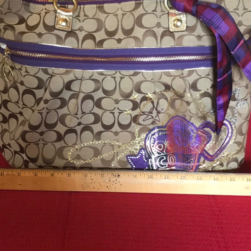 Poppy Coach fun tote bag, purse, handbag, shoulder bag. - Picture 3 of 14